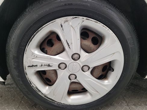 Used 2020 Chevrolet Spark LS image 31