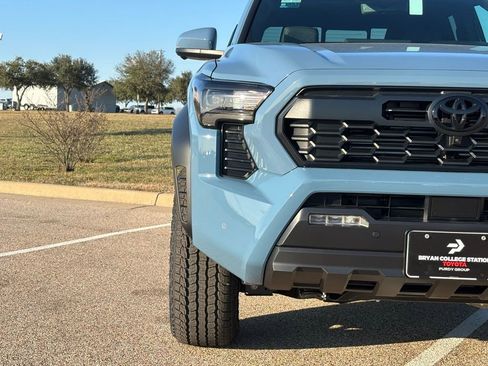 New 2026 Toyota Tacoma TRD Off-Road image 4