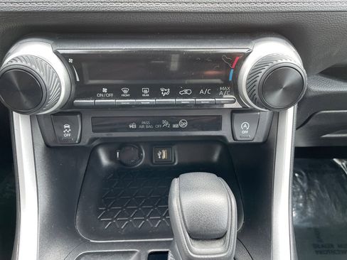 Certified 2024 Toyota RAV4 LE image 19