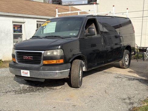 Used 2014 GMC Savana 2500 image 21