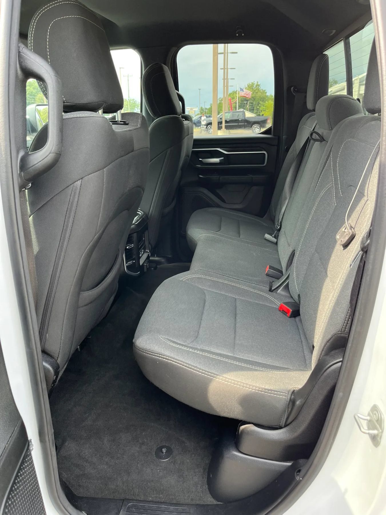 Used 2021 RAM 1500 Big Horn AWD/4WD image 18