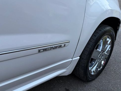 Used 2016 GMC Acadia Denali FWD image 18