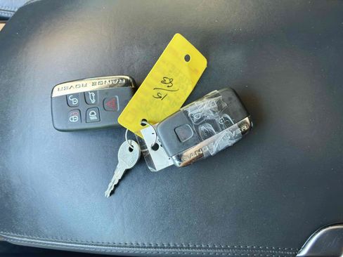 Used 2015 Land Rover Range Rover Autobiography AWD/4WD image 50