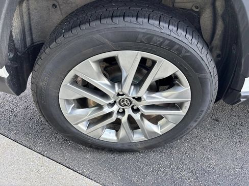 Used 2023 Toyota RAV4 XLE Premium AWD/4WD image 17