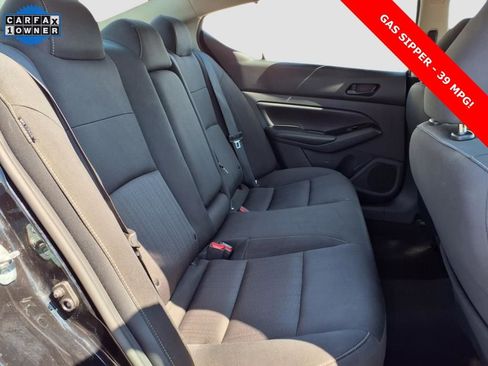 Used 2023 Nissan Altima 2.5 SV image 9