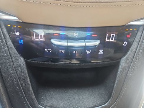 Used 2018 Cadillac XT5 Platinum w/ Driver Assist Package AWD/4WD image 26