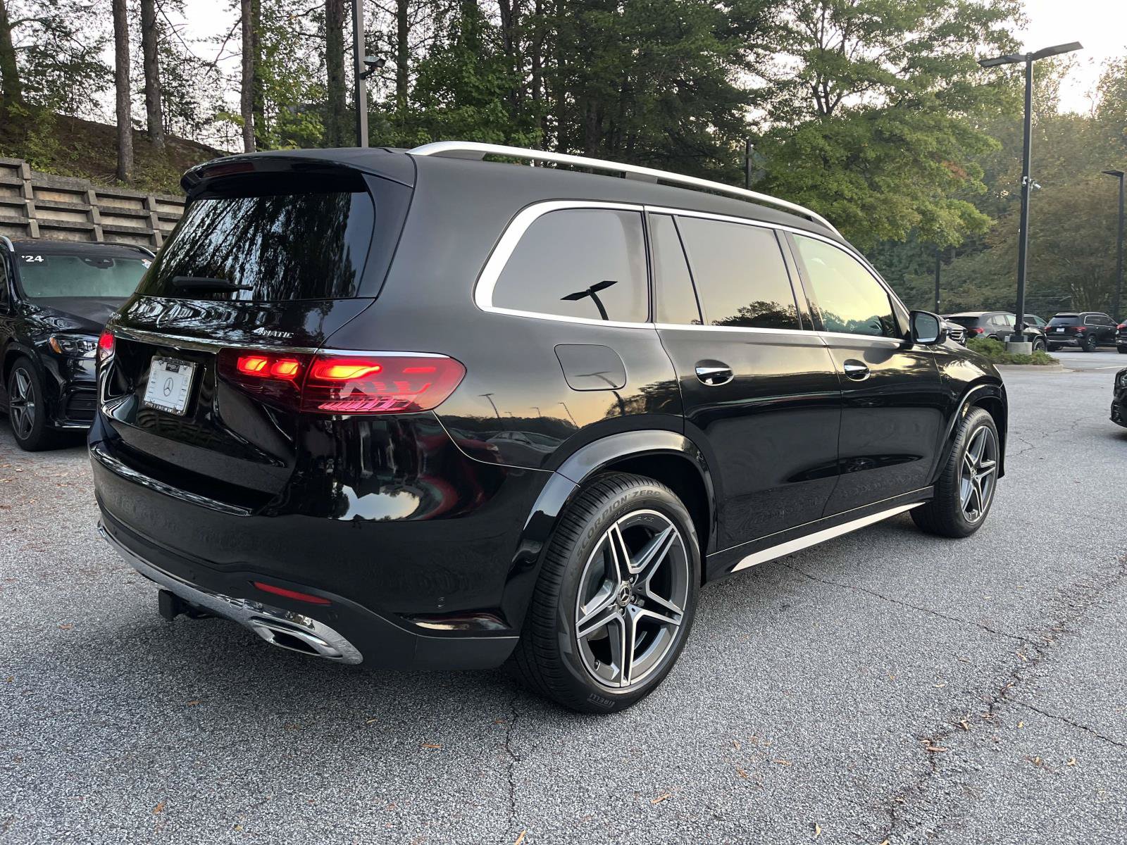 Certified 2024 Mercedes-Benz GLS 450 4MATIC image 7