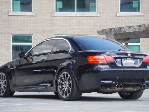 Used 2011 BMW M3 Convertible RWD image 12