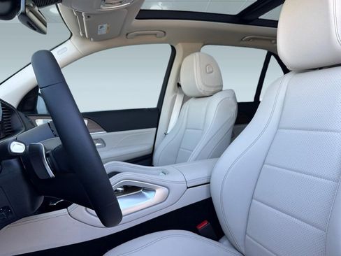 New 2026 Mercedes-Benz GLE 450e 4MATIC image 5