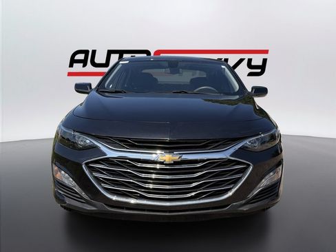 Used 2022 Chevrolet Malibu LT FWD image 2