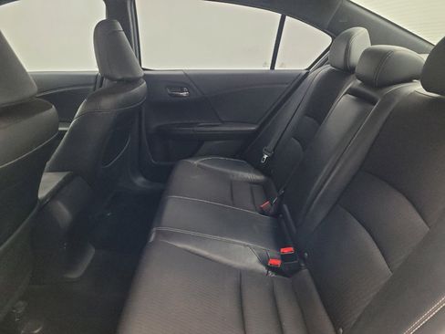 Used 2016 Honda Accord Sport image 18
