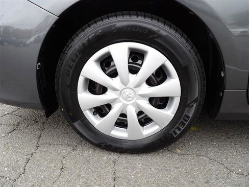 Used 2011 Toyota Corolla LE image 24