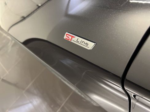 New 2026 Ford Explorer ST-Line w/ ST-Line Street Pack image 38