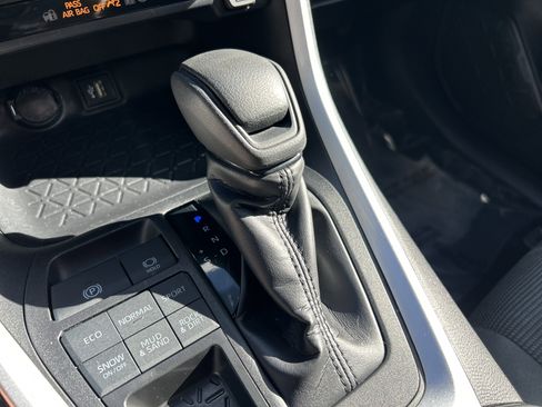 Used 2024 Toyota RAV4 LE image 24