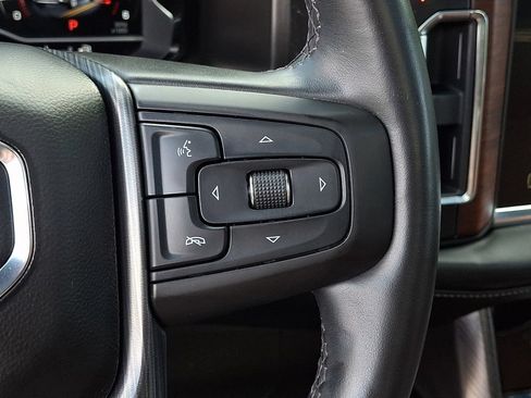 Used 2023 GMC Yukon XL Denali Ultimate AWD/4WD image 26