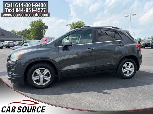 Used 2016 Chevrolet Trax LT w/ LT Convenience Package FWD image 9