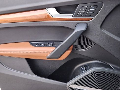 Used 2023 Audi Q5 e Prestige image 18