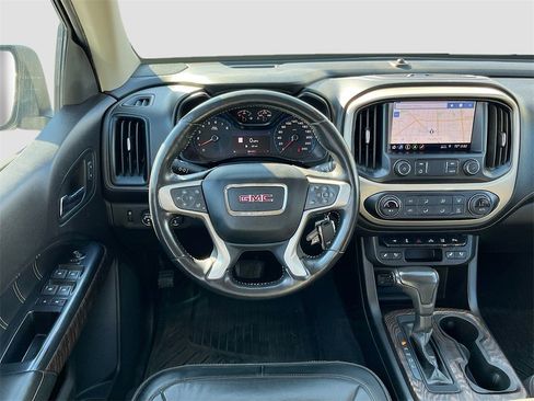 Used 2021 GMC Canyon Denali image 23