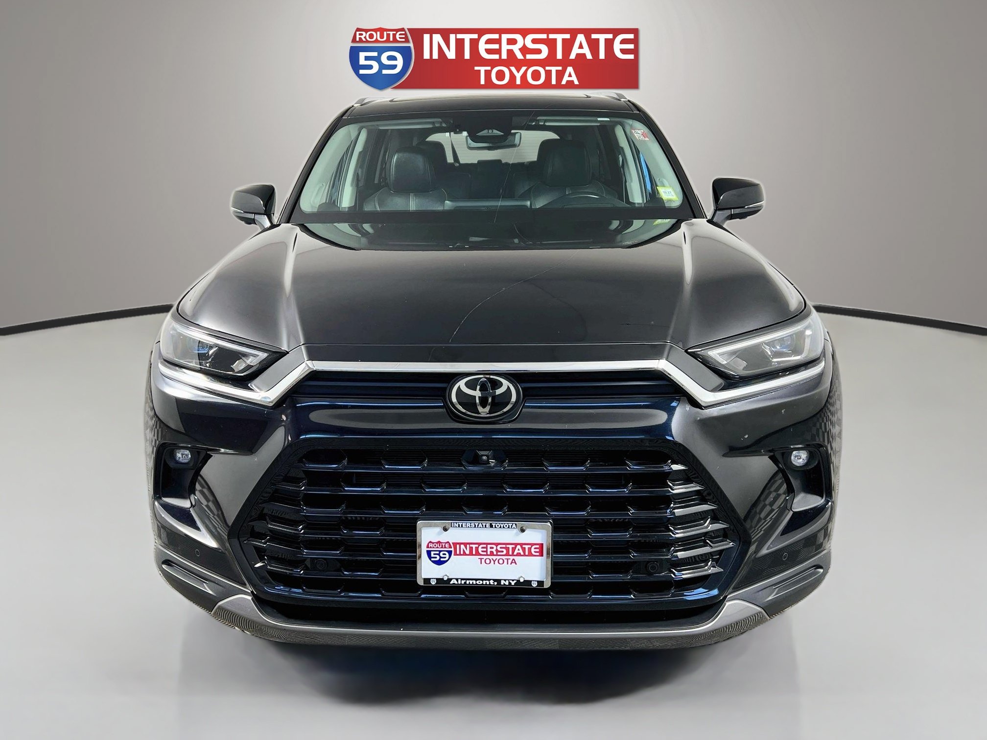 Certified 2025 Toyota Grand Highlander AWD image 2