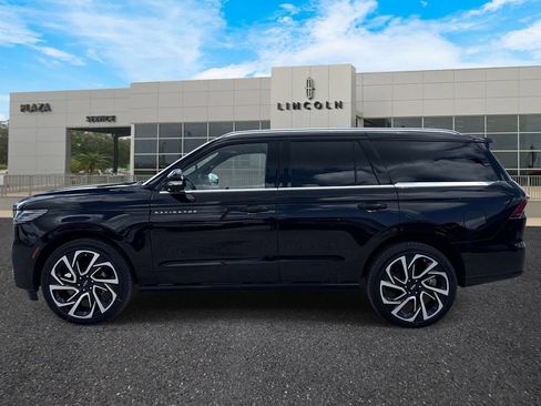 New 2026 Lincoln Navigator Black Label AWD/4WD image 6