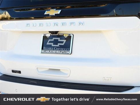New 2026 Chevrolet Suburban LT w/ Comfort Package image 6