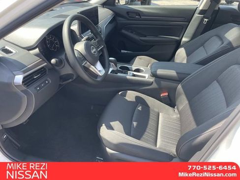 New 2026 Nissan Altima 2.5 SV w/ SV Special Edition Package FWD image 9