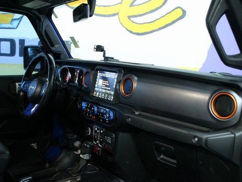 Used 2021 Jeep Gladiator Mojave w/ Uconnect 4C Nav & Sound Group image 12