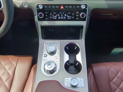 New 2025 Genesis GV80 3.5T Prestige AWD/4WD image 15
