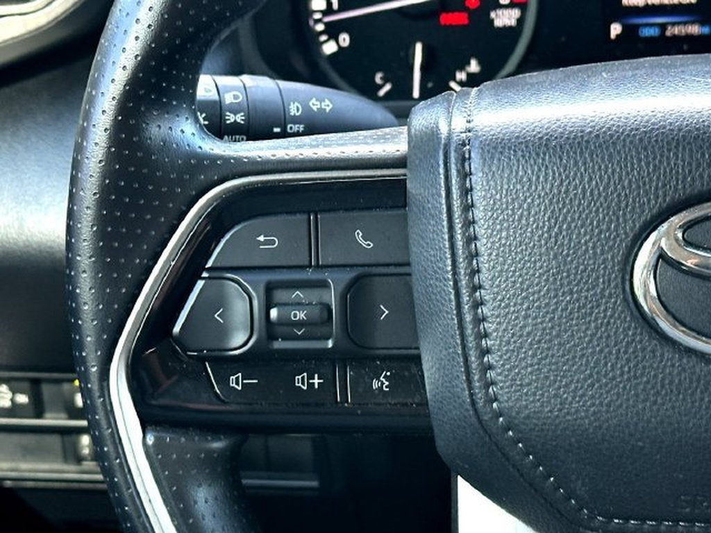 Certified 2024 Toyota Tundra SR5 AWD/4WD image 22