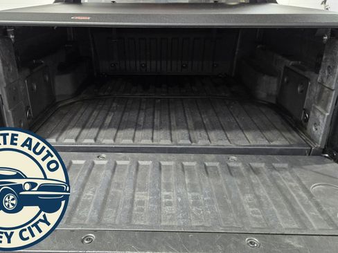 Used 2022 Hyundai Santa Cruz SEL image 27