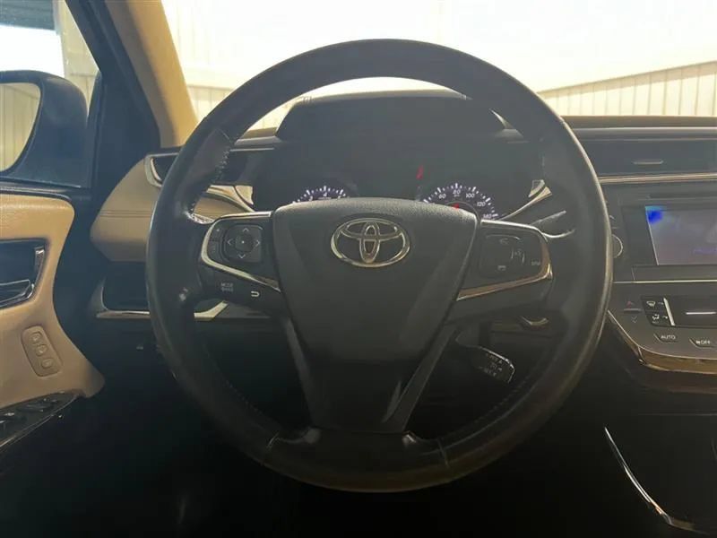 Used 2013 Toyota Avalon XLE Touring FWD image 16