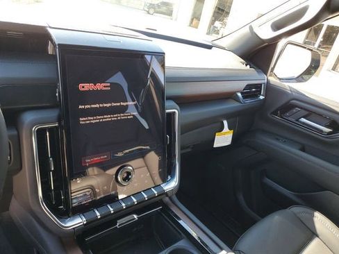 New 2026 GMC Yukon XL Denali w/ Sun & Power Step Package AWD/4WD image 26