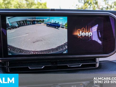 Used 2025 Jeep Wrangler Unlimited Sport AWD/4WD image 43