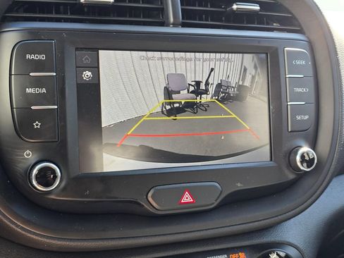 Used 2023 Kia Soul LX FWD image 18