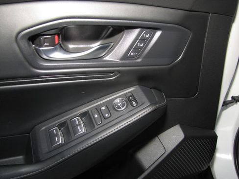 Certified 2023 Honda Accord Sport image 11