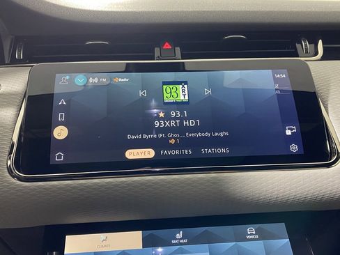 Used 2023 Land Rover Range Rover Evoque R-Dynamic S image 21