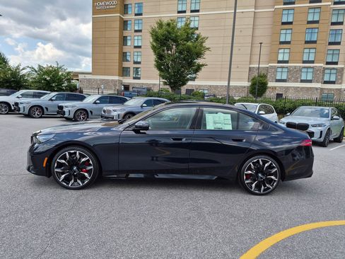 New 2027 BMW 530i xDrive w/ M Sport Package AWD/4WD image 6