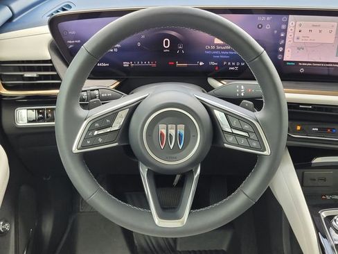 Used 2025 Buick Envision Avenir AWD/4WD image 12
