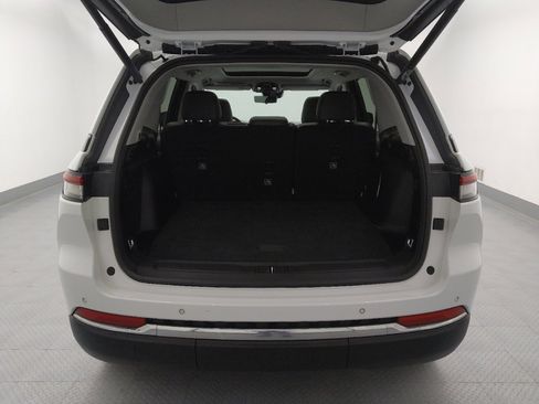 Used 2022 Jeep Grand Cherokee Limited 4xe w/ Luxury Tech Group II image 29