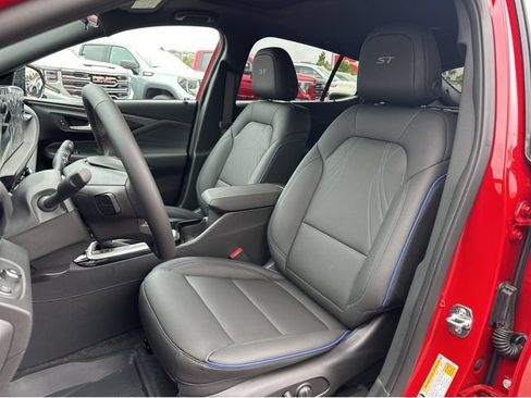 New 2026 Buick Envista Sport Touring w/ Convenience I Package FWD image 6