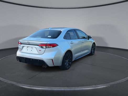 Used 2023 Toyota Corolla SE FWD image 8