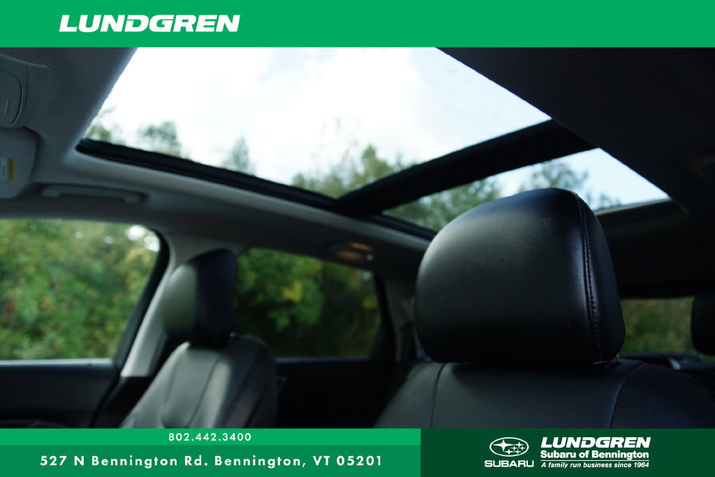 Used 2018 Ford Edge Titanium w/ Equipment Group 301A AWD/4WD image 22