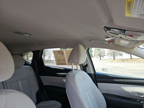 Used 2025 Hyundai Tucson SEL image 13