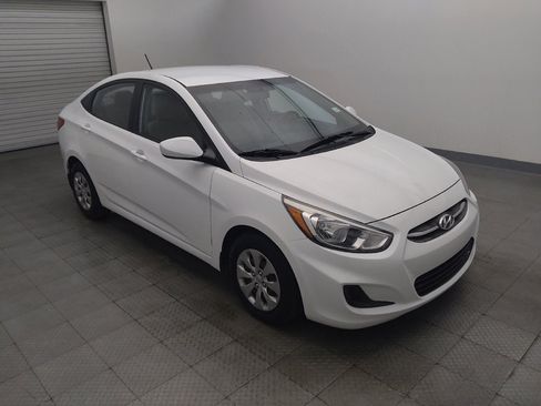 Used 2016 Hyundai Accent SE FWD image 13