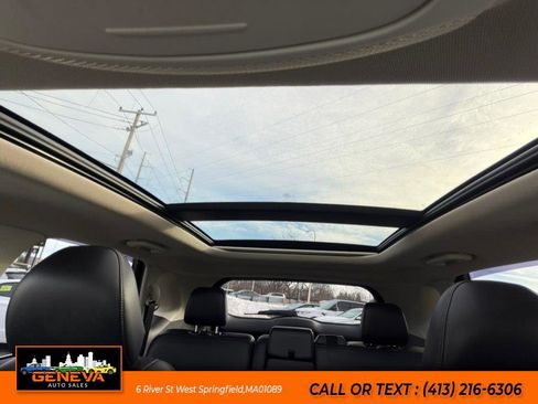 Used 2019 Ford Edge SEL w/ Equipment Group 201A image 24