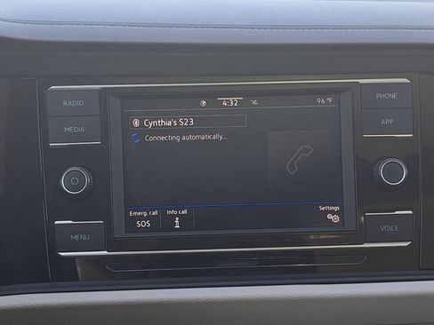 Certified 2023 Volkswagen Jetta SE FWD image 23