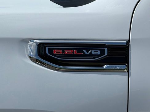 Used 2026 GMC Sierra 1500 Denali AWD/4WD image 42