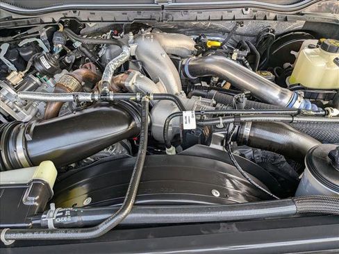 Certified 2022 Ford F250 Lariat w/ Tremor Off-Road Package image 23