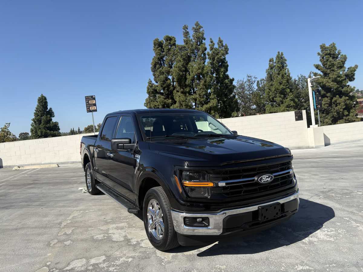 Used 2025 Ford F150 XLT w/ Equipment Group 301A Standard RWD image 32