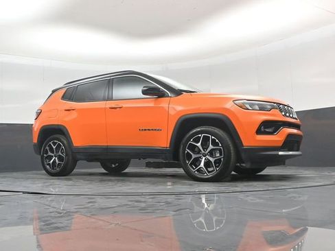 New 2026 Jeep Compass Limited image 38
